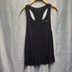 Black athletic top size XL